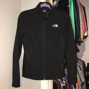 Women’s North Face jacket !!